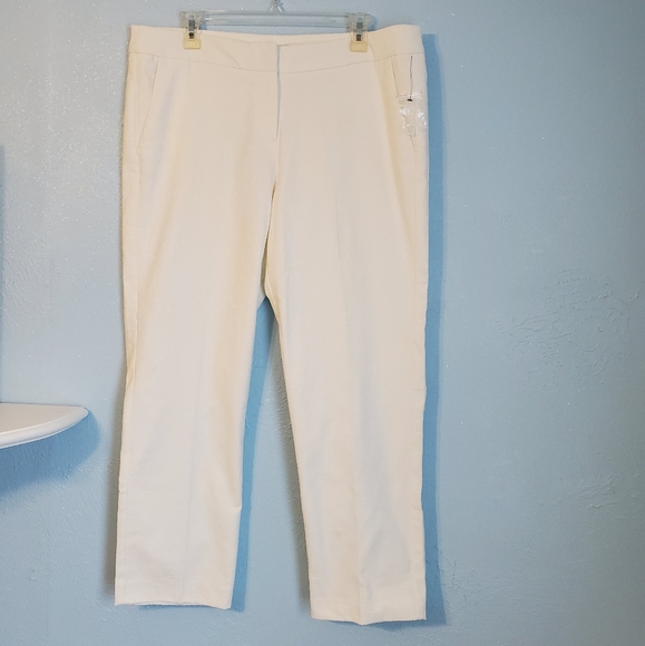 💥NWT St. Tropez textured white pants A6 - Picture 6 of 8